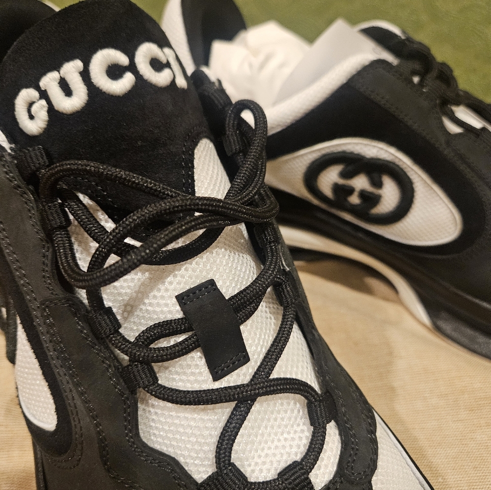 Gucci Run Sneakers Black White Suede Mesh GG Size UK 11 - Picture 3 of 8